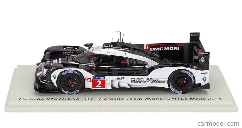 Porsche 919 Hybrid 2.0L Turbo Team Porsche N°2 Víťaz 24h Le Mans 2016 Romain Dumas - Neel Jani - Marc Lieb 1:43 Spark Model čierna biela