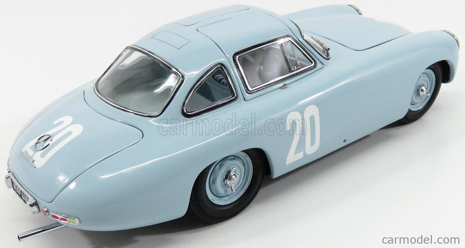 Mercedes Benz 300SL (W154) Team Daimler-Benz AG N°20 2. Miesto Bern GP 1952 H.Lang 1:18 CMC svetlomodrá