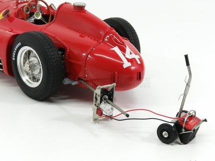 Ferrari F1 D50 Short Nose N°14 French GP 1956 Collins 1:18 CMC červená