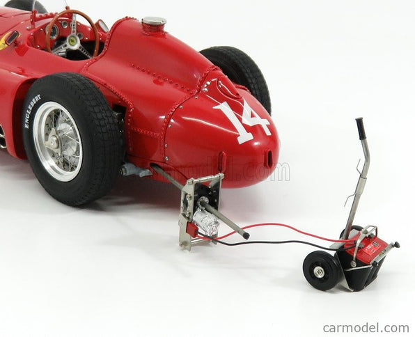 Ferrari F1 D50 Short Nose N°14 French GP 1956 Collins 1:18 CMC červená