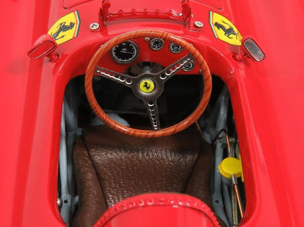 Ferrari F1 D50 Short Nose N°14 French GP 1956 Collins 1:18 CMC červená