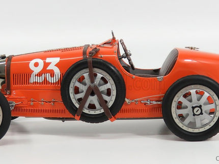 Bugatti T35 N°23 Nation Colour Project Netherland 1924 1:18 CMC oranžová