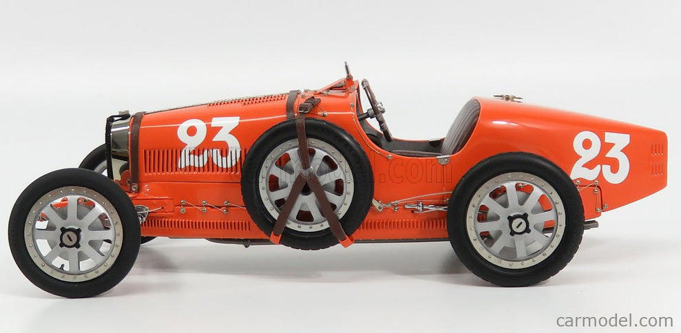 Bugatti T35 N°23 Nation Colour Project Netherland 1924 1:18 CMC oranžová