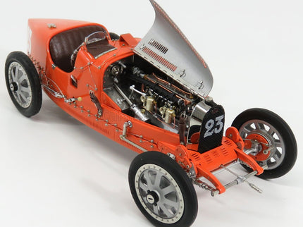 Bugatti T35 N°23 Nation Colour Project Netherland 1924 1:18 CMC oranžová