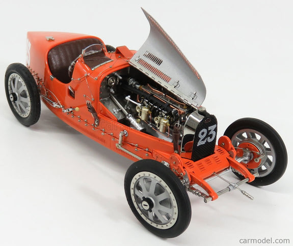 Bugatti T35 N°23 Nation Colour Project Netherland 1924 1:18 CMC oranžová