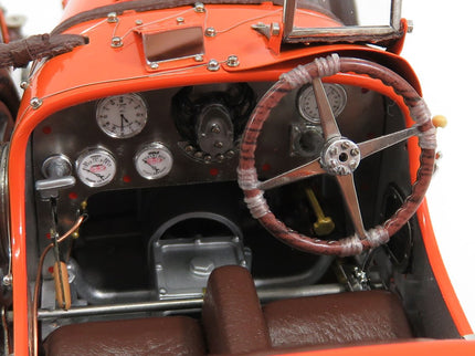 Bugatti T35 N°23 Nation Colour Project Netherland 1924 1:18 CMC oranžová