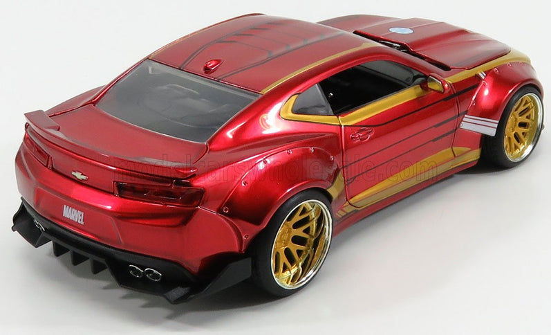CHEVROLET | CAMARO COUPE WITH IRON MAN FIGURE 2016 | RED GOLD