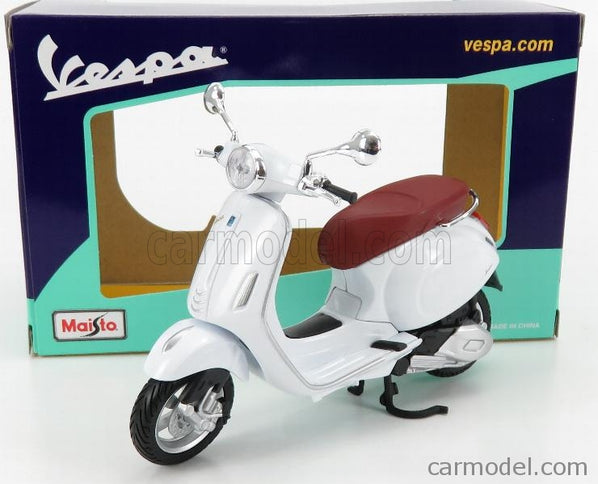 Piaggio Vespa 150 Primavera 2018 1:12 Maisto biela