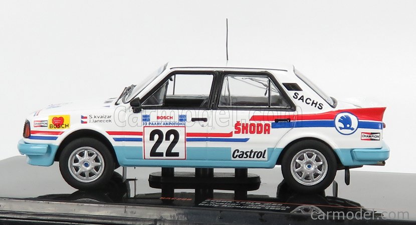 Skoda 130LR N°22 Rally Acropolis 1986 Svatopluk Kvaizar - Jiri Janecek 1:43 IXO Models biela svetlomodrá