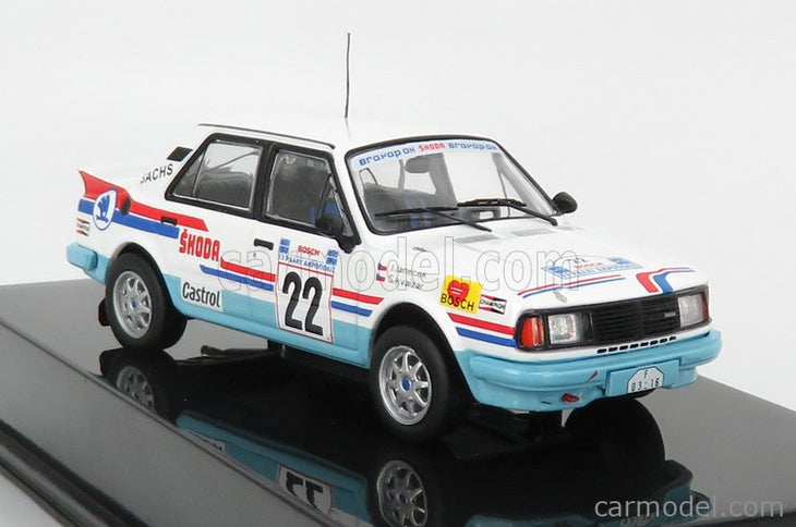Skoda 130LR N°22 Rally Acropolis 1986 Svatopluk Kvaizar - Jiri Janecek 1:43 IXO Models biela svetlomodrá