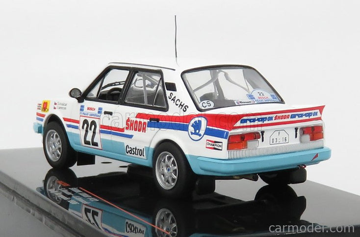 Skoda 130LR N°22 Rally Acropolis 1986 Svatopluk Kvaizar - Jiri Janecek 1:43 IXO Models biela svetlomodrá