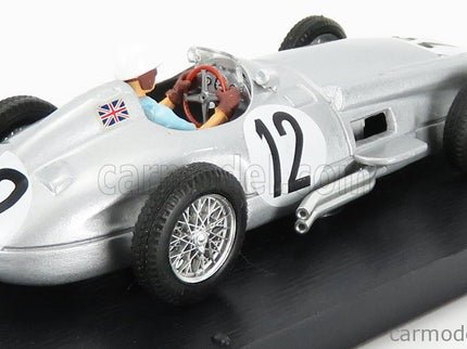 Mercedes Benz F1 W196 N°12 Víťaz British GP 1955 S.Moss - Víťaz F1 Victory - With Driver Figúrka 1:43 Brumm strieborná