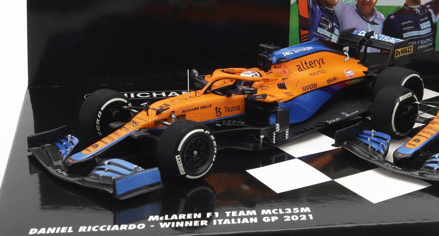 McLAREN | F1  SET 2X COFFRET MCL35L TEAM MCLAREN N 3 WINNER ITALY GP 2021 DANIEL RICCIARDO + N 4 2nd ITALY GP 2021 LANDO NORRIS | ORANGE LIGHT BLUE