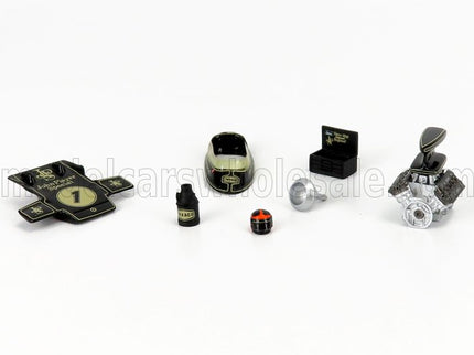 ACCESSORIES | F1  SET LOTUS 72DJPS N 1 EMERSON FITTIPALDI SEASON 1972 WORLD CHAMPION | BLACK GOLD MET
