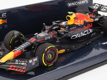 RED BULL | F1  RB18 TEAM ORACLE RED BULL RACING N 11 BAHRAIN GP 2022 SERGIO PEREZ | MATT BLUE YELLOW RED