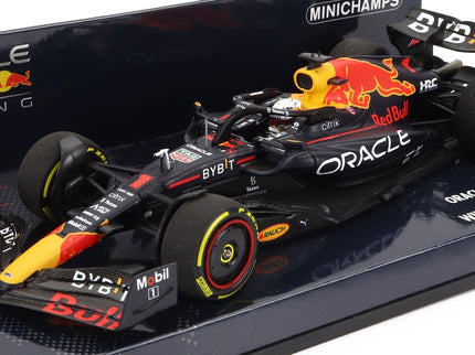 RED BULL | F1  RB18 TEAM ORACLE RED BULL RACING N 1 BAHRAIN GP WORLD CHAMPION 2022 MAX VERSTAPPEN | MATT BLUE YELLOW RED