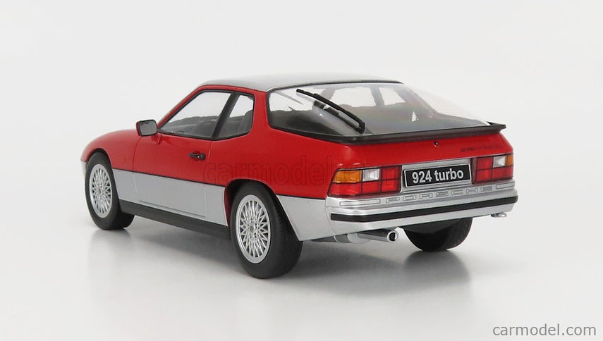 Porsche 924 Turbo Coupe 1986 1:18 KK Scale strieborná červená