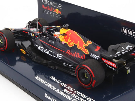 RED BULL | F1  RB18 TEAM ORACLE RED BULL RACING N 1 WORLD CHAMPION WINNER EMILIA ROMAGNA ITALY GP 2022 MAX VERSTAPPEN | MATT BLUE YELLOW RED
