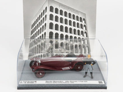 ALFA ROMEO 1750GS Spider With Mussolini Figúrka - Palazzo Della Civilta' Italiana Roma 1940 1:43 Brumm bordó