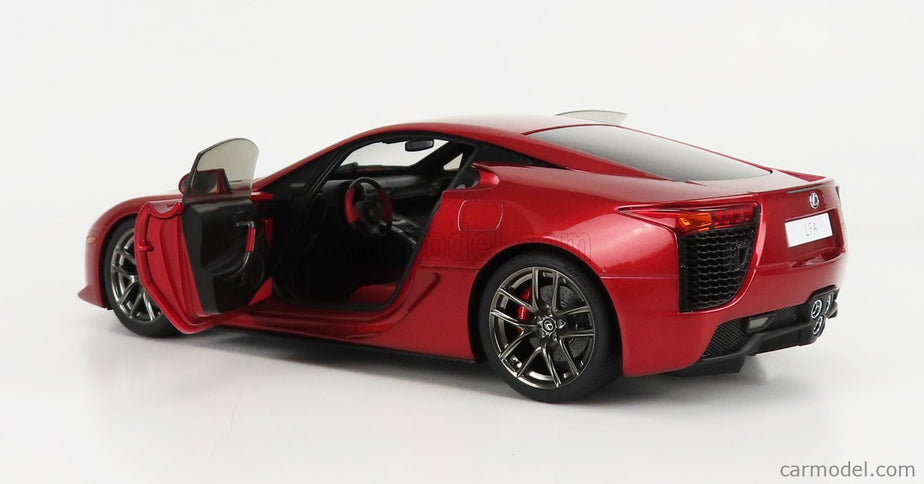 Lexus Lfa Coupe 2012 1:18 AUTOart perleťová červená