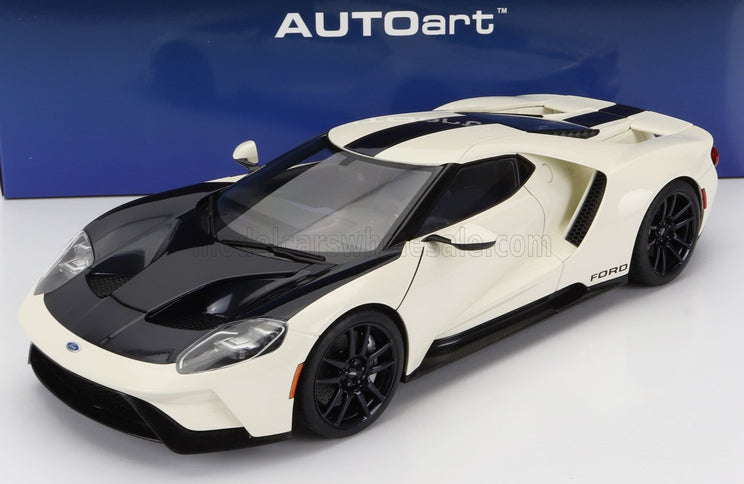FORD USA | GT HERITAGE EDITION PROTOTYPE 2020 | WINBLEDON WHITE ANTIMATTER BLUE