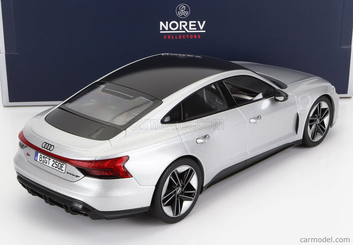 Audi GT RS E-Tron 2021 1:18 Norev strieborná