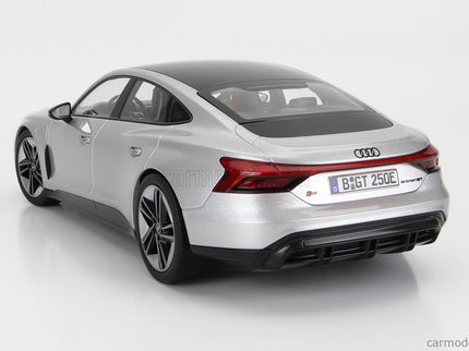 Audi GT RS E-Tron 2021 1:18 Norev strieborná