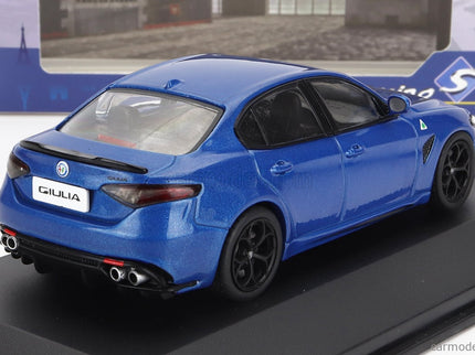 ALFA ROMEO Giulia Quadrifoglio 2016 1:43 Solido modrá