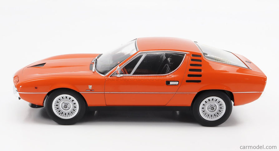 ALFA ROMEO Montreal 1970 - Black Interior 1:18 KK Scale oranžová