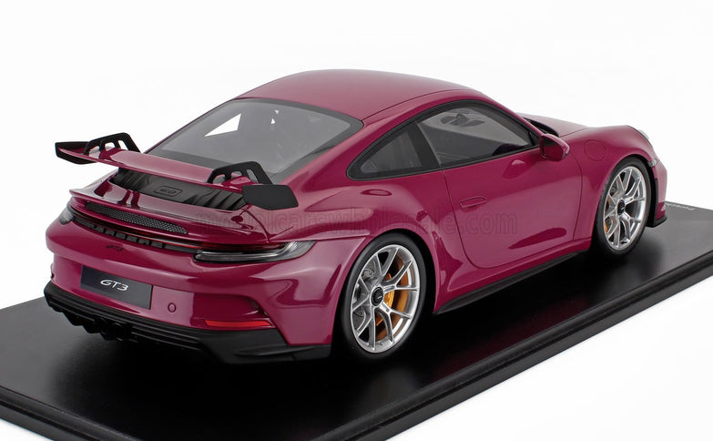 PORSCHE | 911 992 GT3 COUPE 2021 | STERN RUBIN RED