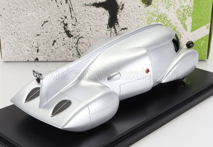 HOPPE & STREUR | NORELL STREAMLINER USA 1946 | SILVER