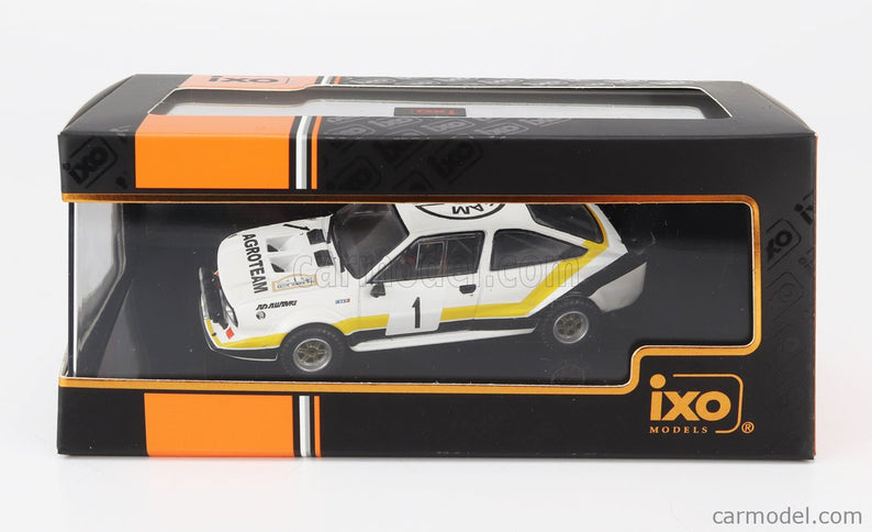 Skoda 160RS Mtx (night Version) N°1 Rally Sumava 1984 V.Blahna - P.Scovanek 1:43 IXO Models biela čierna žltá