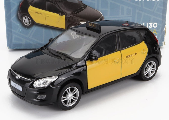 HYUNDAI | i30 TAXI BARCELLONA SPAIN 2007 - DAMAGED CARD BOX | BLACK YELLOW