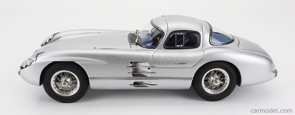Mercedes Benz 300 Slr Uhlenhaut Coupe N°15 Sweden GP 1955 1:18 CMC strieborná