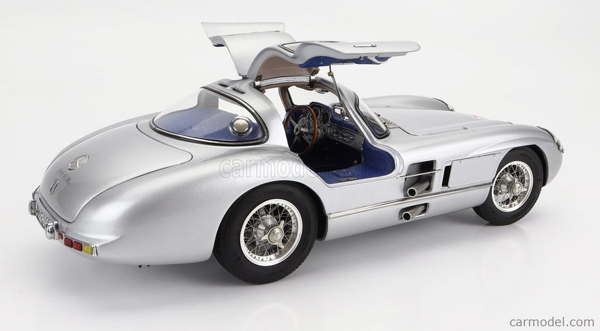 Mercedes Benz 300 Slr Coupe N T1 Rac Tourist Trophy 1955 1:18 CMC strieborná