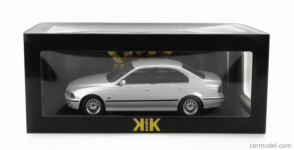BMW 5-SERIES 530d (E39) Sedan 1995 1:18 KK Scale strieborná