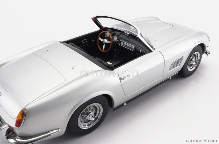 Ferrari 250GT California Spider With Hard-Top 1960 1:18 KK Scale strieborná