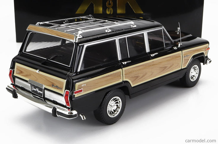 Jeep Grand Wagoneer 1989 1:18 KK Scale čierna Wood