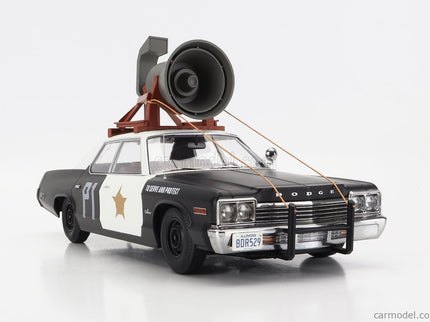 Dodge Monaco Bluesmobile 1974 - Look-A-Like - With The Horn ON The Roof 1:18 KK Scale čierna biela