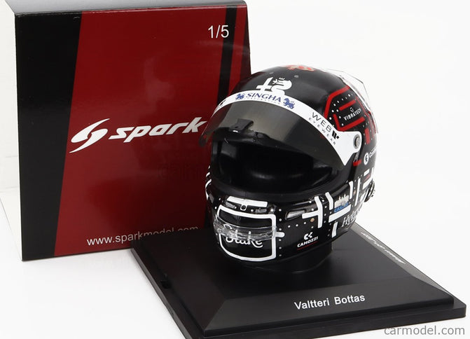 Stilo Helmet F1 Helma Alfa Romeo C43 Team Stake N°77 Monaco GP 2023 Valtteri Bottas 1:5 Spark Model čierna biela oranžová