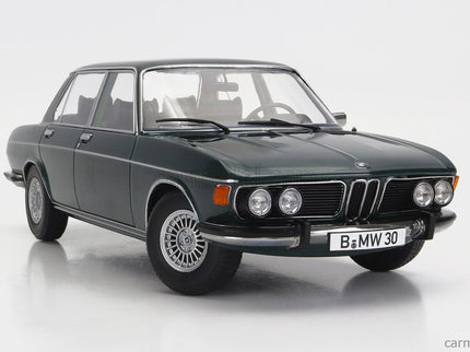 BMW 3.0S E3 Mkii 1971 1:18 KK Scale tmavozelená