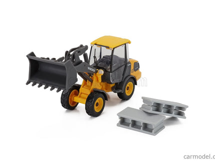Volvo L25H Ruspa Gommata Tractor 2010 - Scraper 1:50 Bburago žltá čierna