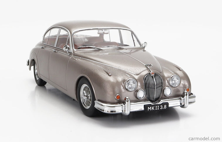 Jaguar Mkii 3.8 RHD 1959 1:18 KK Scale perleťová strieborná