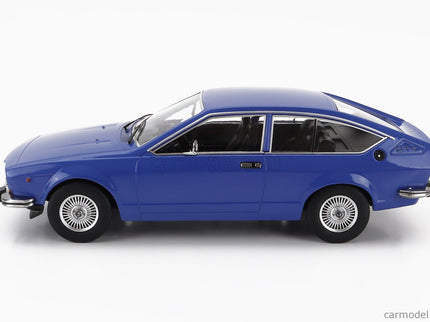 ALFA ROMEO Alfetta 2000 Gtv 1976 1:18 KK Scale modrá