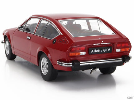 ALFA ROMEO Alfetta 2000 Gtv 1976 1:18 KK Scale červená