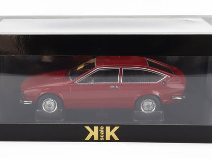 ALFA ROMEO Alfetta 2000 Gtv 1976 1:18 KK Scale červená