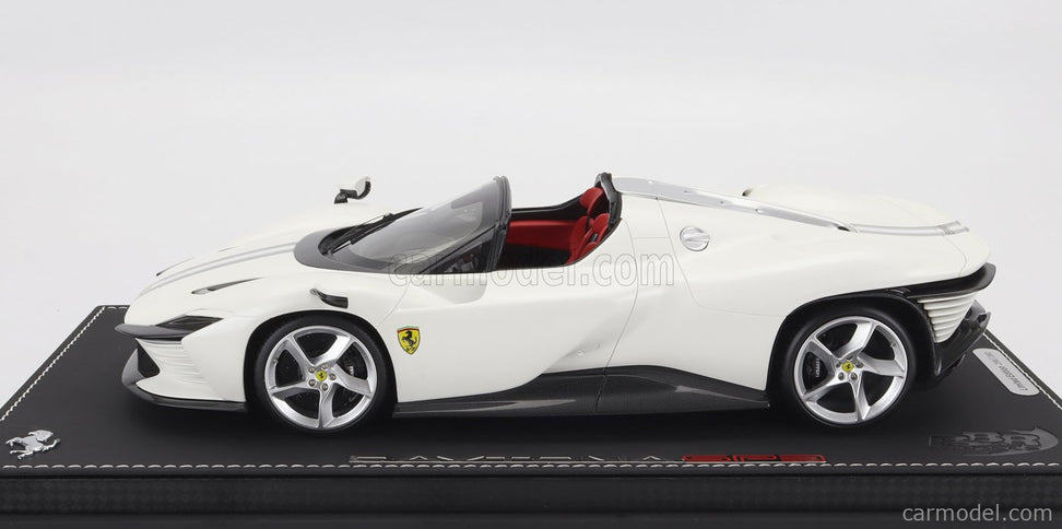 Ferrari Daytona SP3 Open Roof Icona 2022 1:18 BBR Models biela Italia - biela