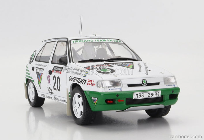 Skoda Felicia N°20 Rally Rac Lombard 1995 S.Blomqvist - B.Melander 1:18 IXO Models biela zelená