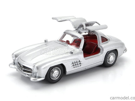 Mercedes Benz SL-Class 300SL Coupe (W198) 1954 1:43 Norev strieborná