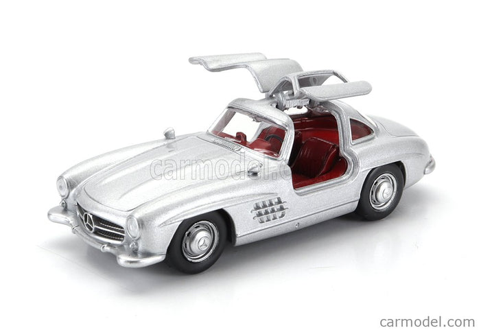 Mercedes Benz SL-Class 300SL Coupe (W198) 1954 1:43 Norev strieborná